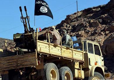 تجدد الاشتباكات المسلحة بين الحوثيين والقبائل والقاعدة وسط اليمن

        ::  :: نسخة الموبايل